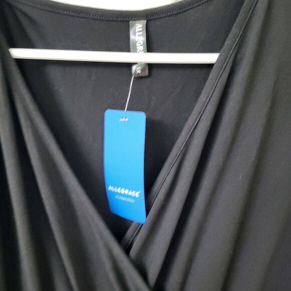 2/$30 NEW Wrap Style Dress - Size 1X - Picture 2 of 3